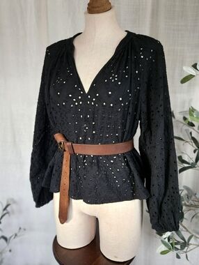 Black Embroidered Cotton Eyelet Lace Lightweight Flowy Long Sleeve Peasent Top M